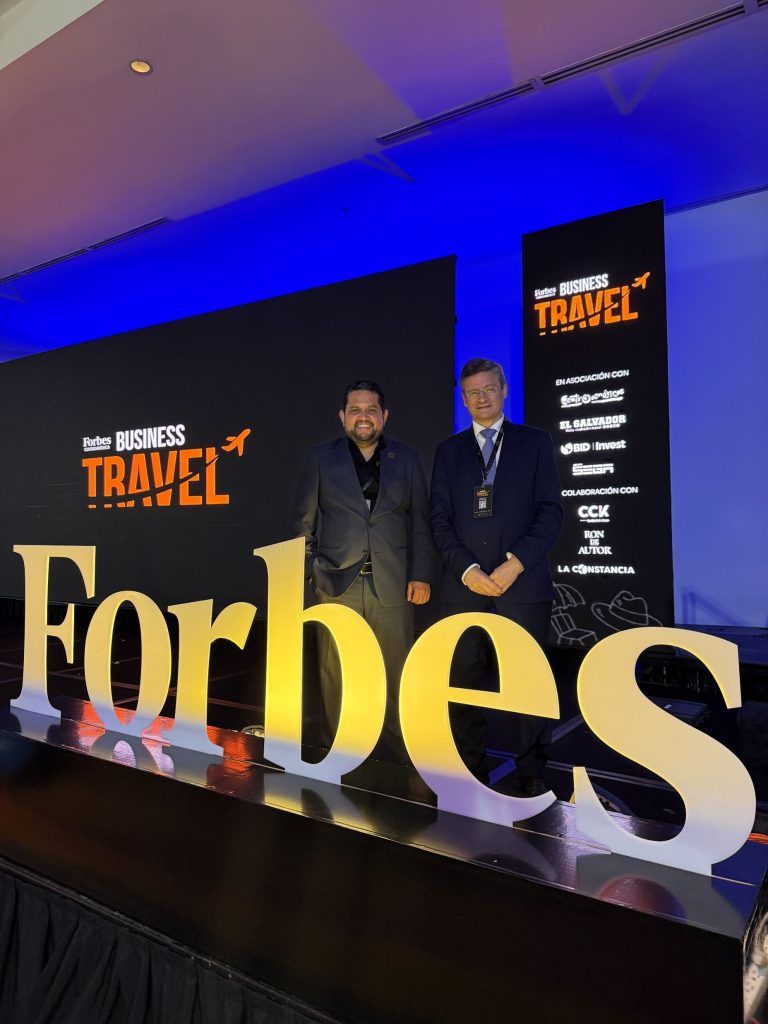 Lee más sobre el artículo José María Cubillo reivindica en el Foro Forbes Business Travel El Salvador 2026 una Marca País al servicio del desarrollo y el bienestar de las personas