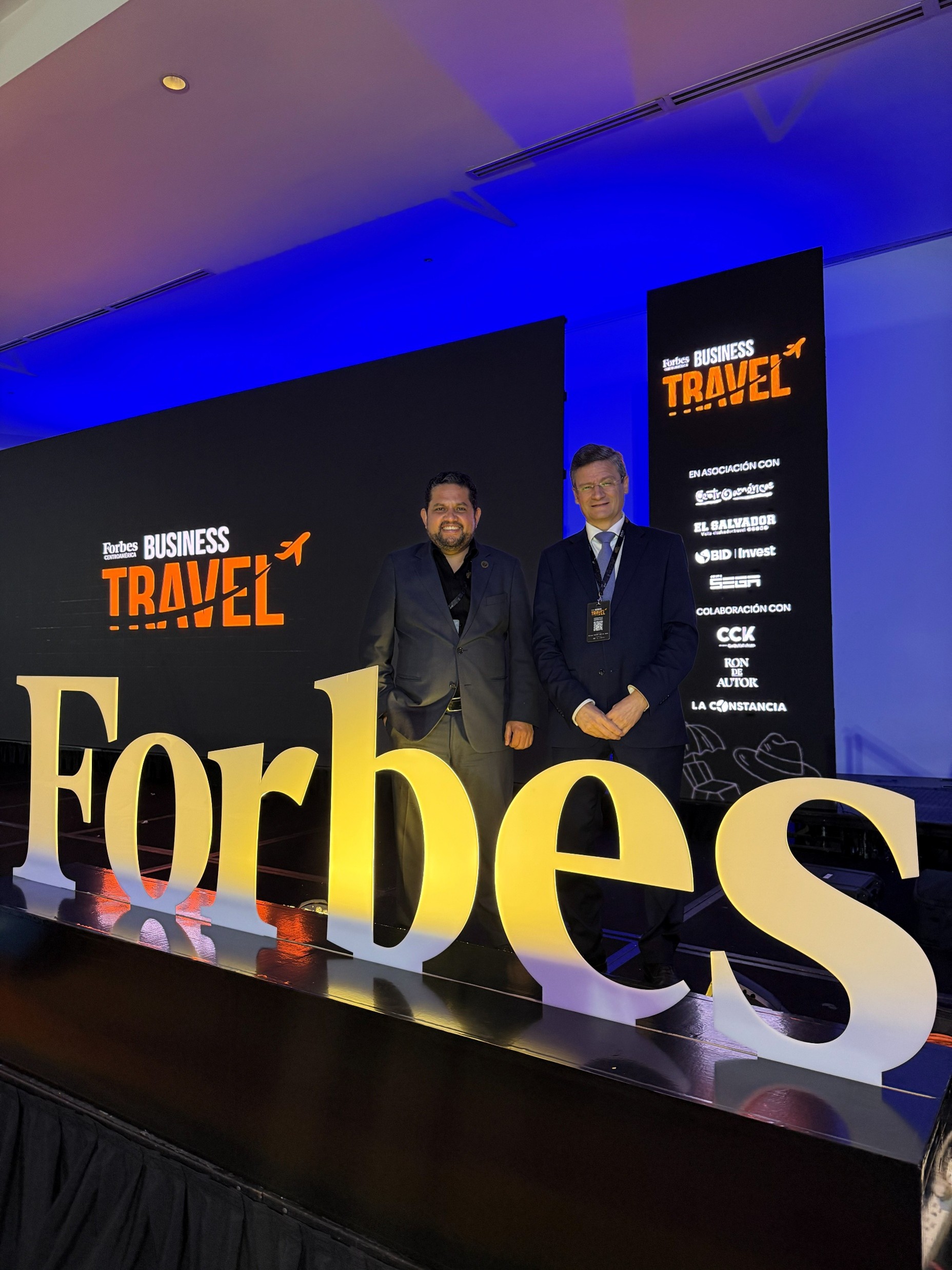 En este momento estás viendo José María Cubillo reivindica en el Foro Forbes Business Travel El Salvador 2026 una Marca País al servicio del desarrollo y el bienestar de las personas
